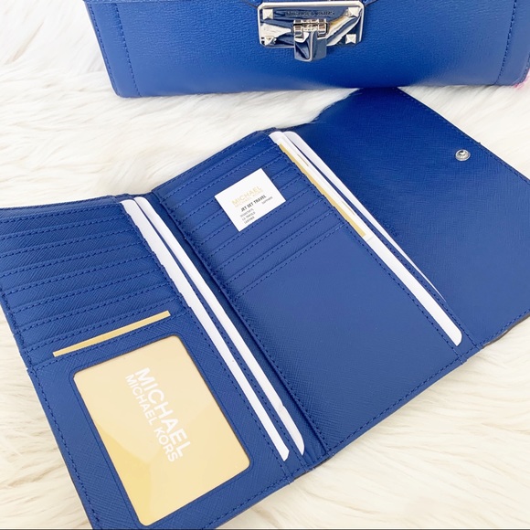 📌CLOSING SALE📌💥NEW MICHAEL KORS SATCHEL BAG SET - Picture 3 of 7